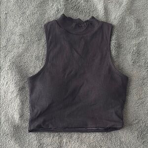 Klassy Network Brami Mock Neck Crop